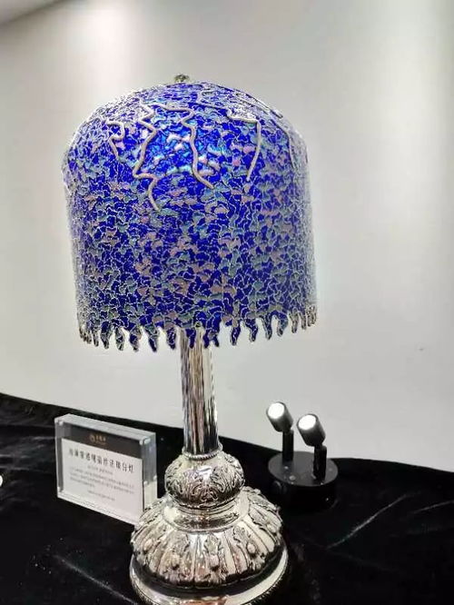 匠心傳承，藝耀東方 老鳳祥作品亮相第19屆工藝美術(shù)大師精品博覽會(huì)